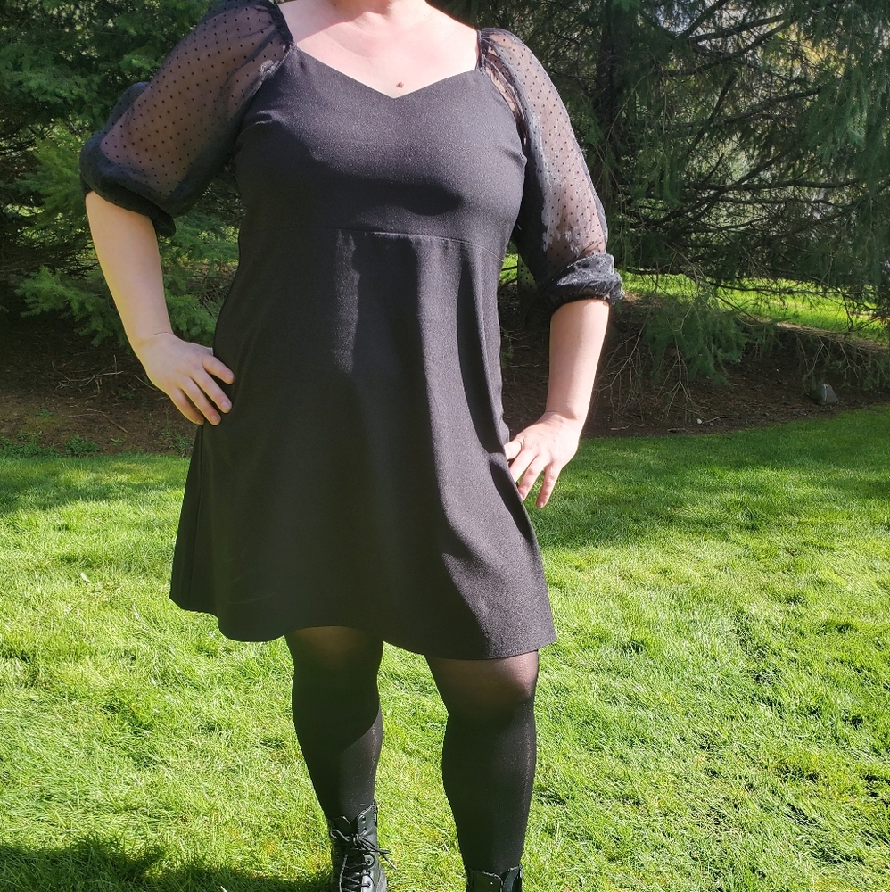 Banana Republic Factory, Black Sheer Flock Dot Sleeve Mini Dress, Size LP(etite)